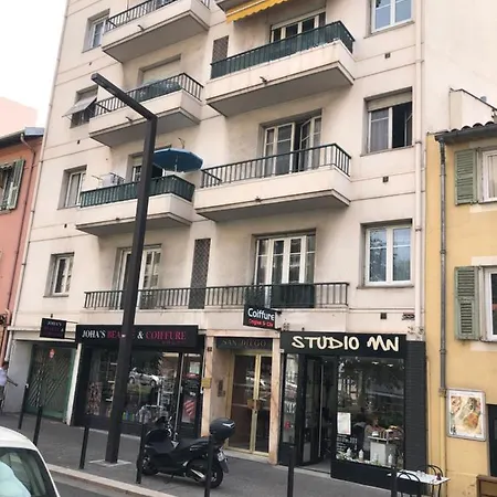 Lägenhet Promenade Des 20 Metres