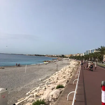Promenade Des 20 Metres Apartment Nice